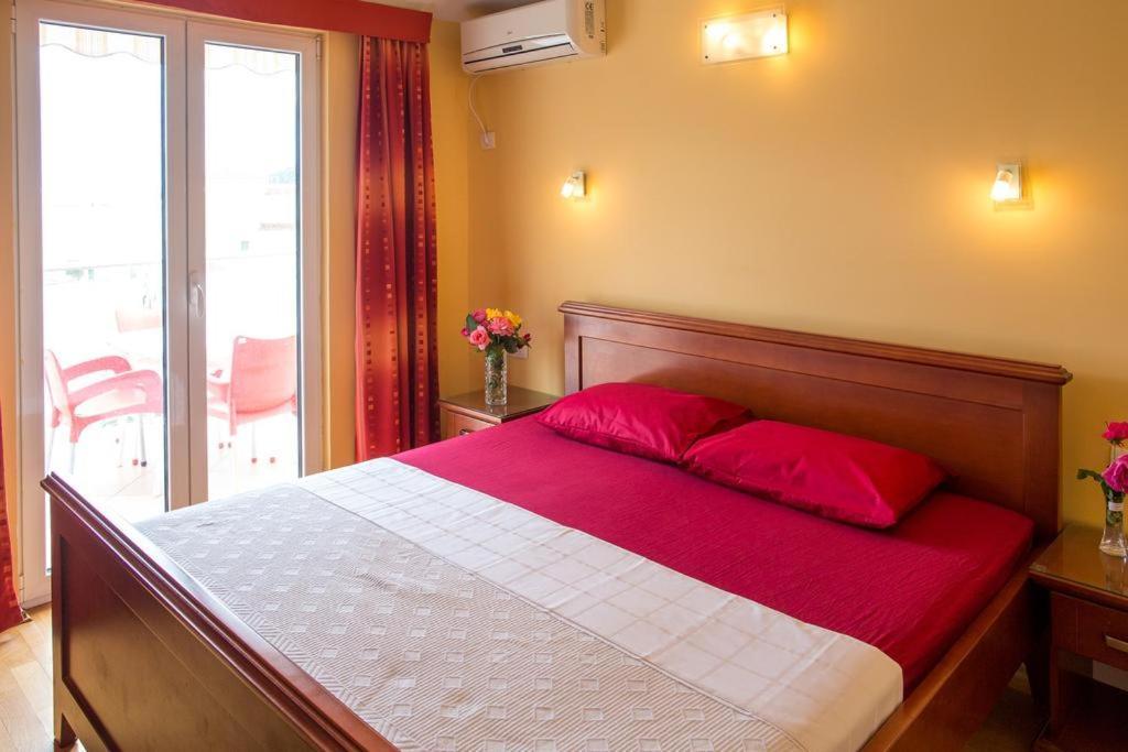 Apartmani Becici Ngoại thất bức ảnh
