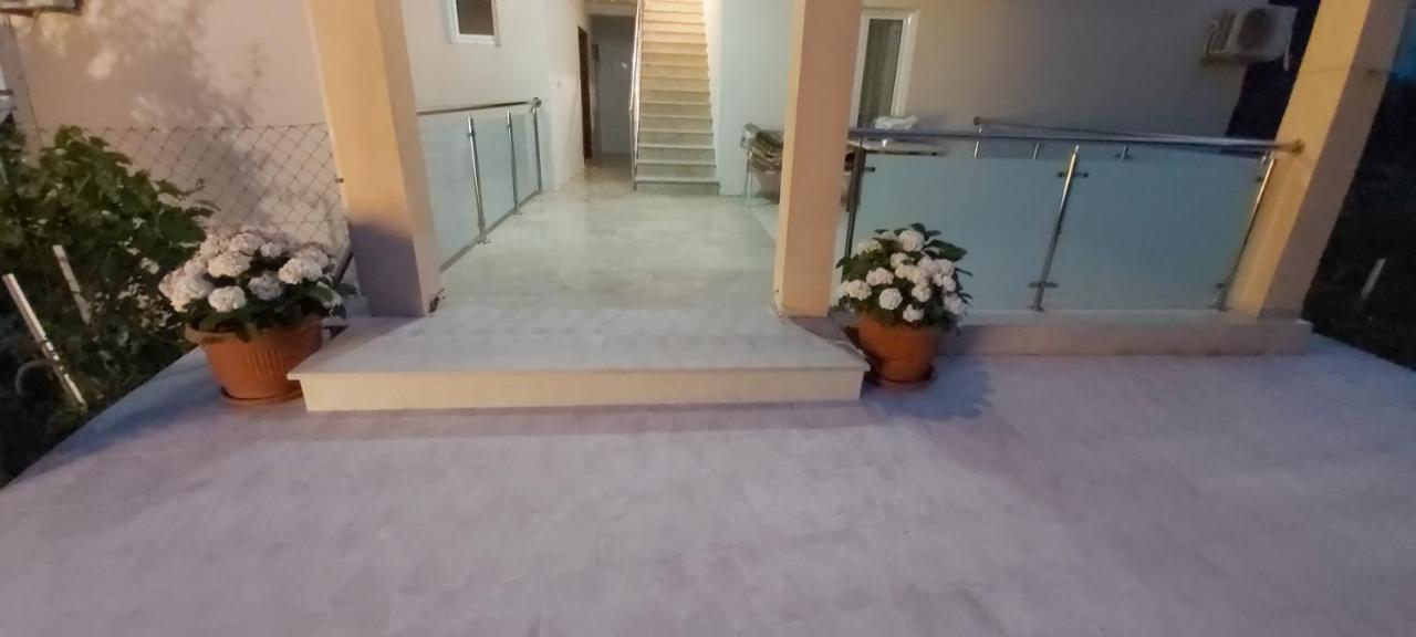 Apartmani Becici Ngoại thất bức ảnh