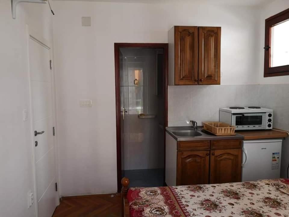 Apartmani Becici Phòng bức ảnh
