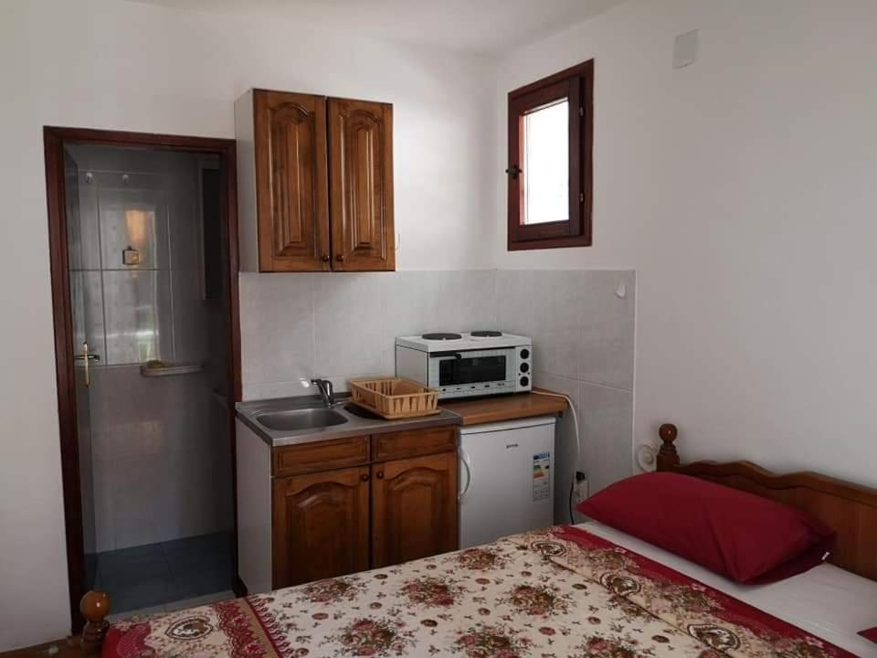Apartmani Becici Phòng bức ảnh