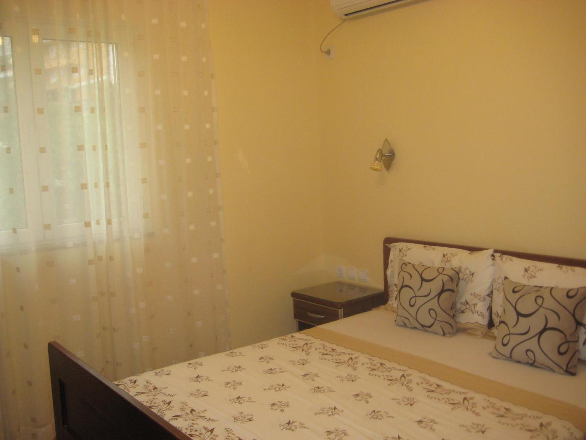 Apartmani Becici Phòng bức ảnh