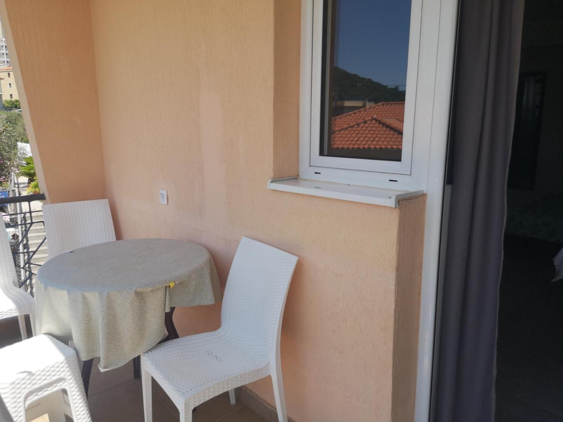 Apartmani Becici Phòng bức ảnh