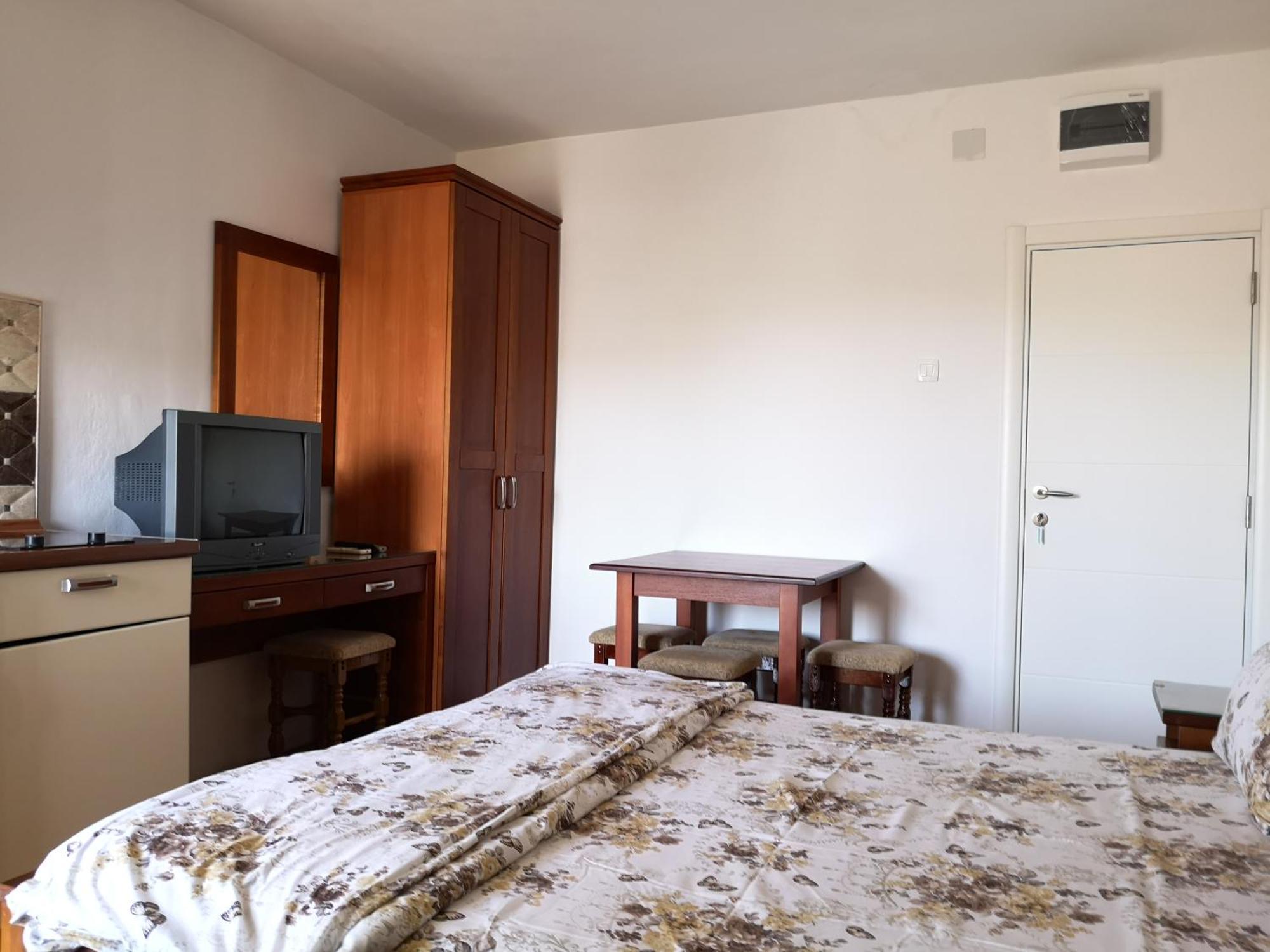 Apartmani Becici Phòng bức ảnh