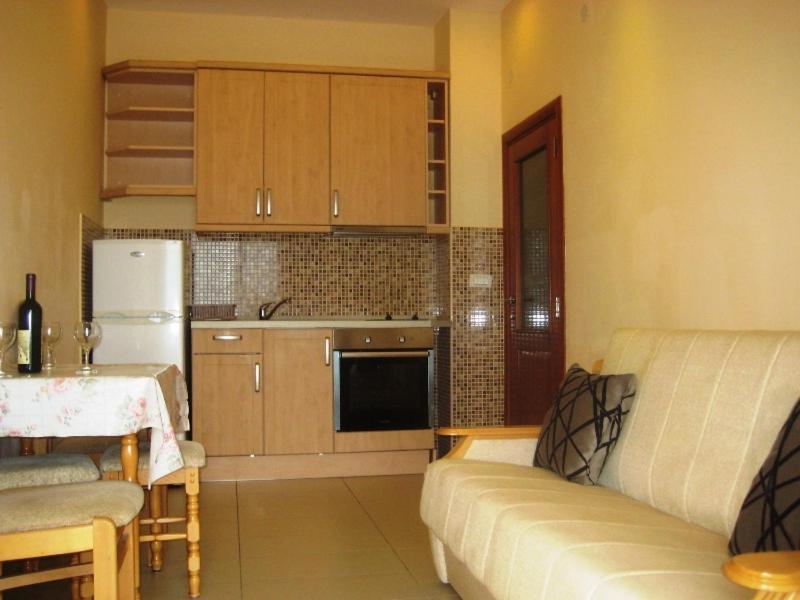 Apartmani Becici Phòng bức ảnh