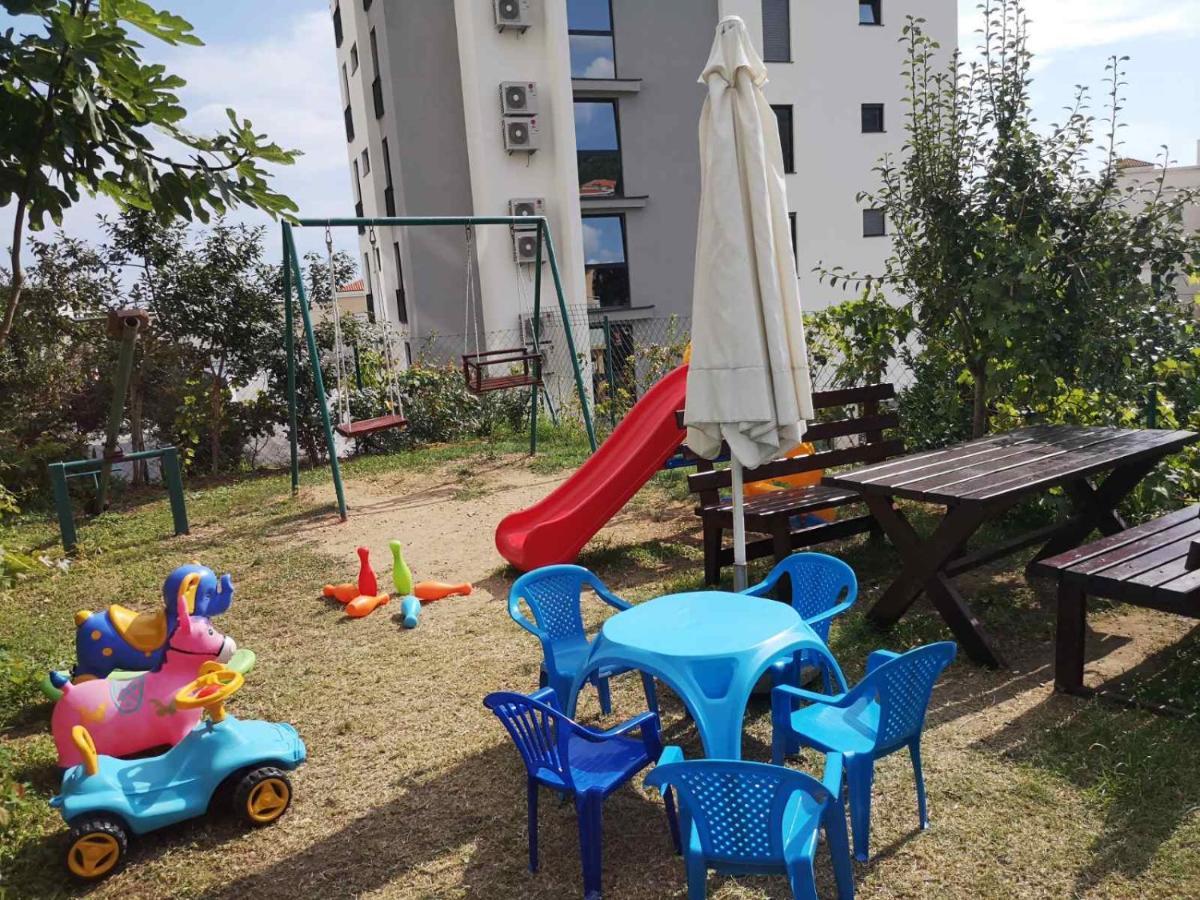 Apartmani Becici Ngoại thất bức ảnh